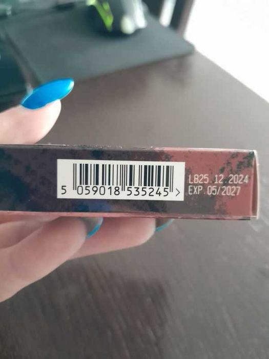 Paleta cieni do powiek Avon Ultra Colour Bronze 2,8g.