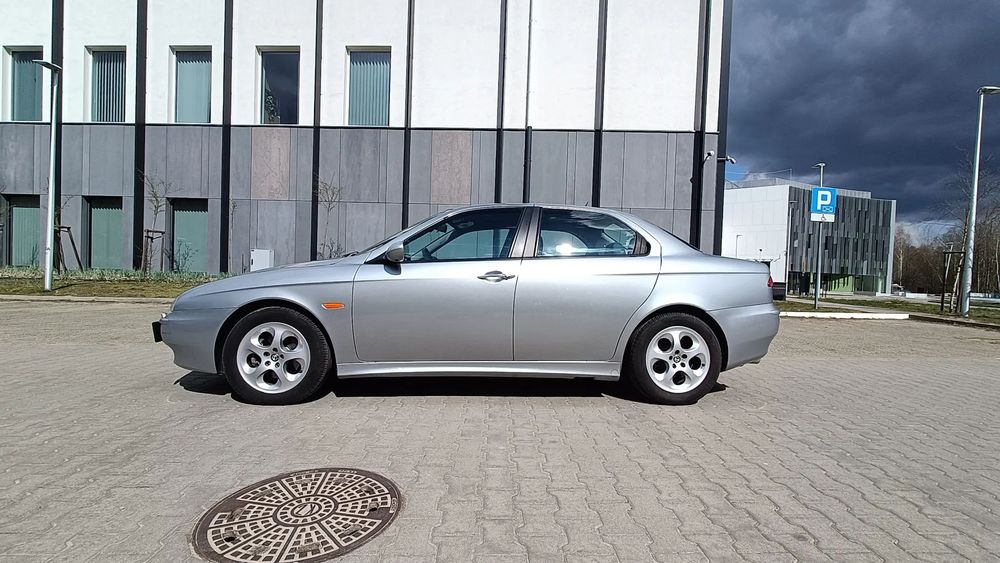 Alfa Romeo 156 Alfa Romeo 156 2,5 6V 24V busso,manualna skrzynia,  idealny youngtimer