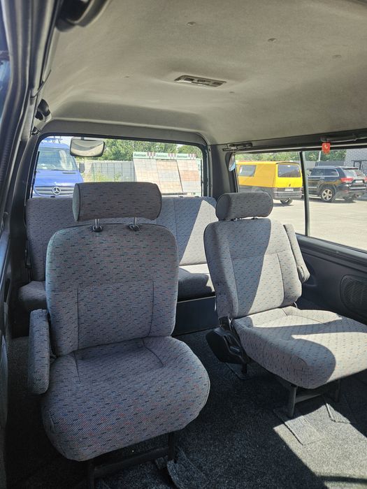 HYUNDAI H 100  пасажир