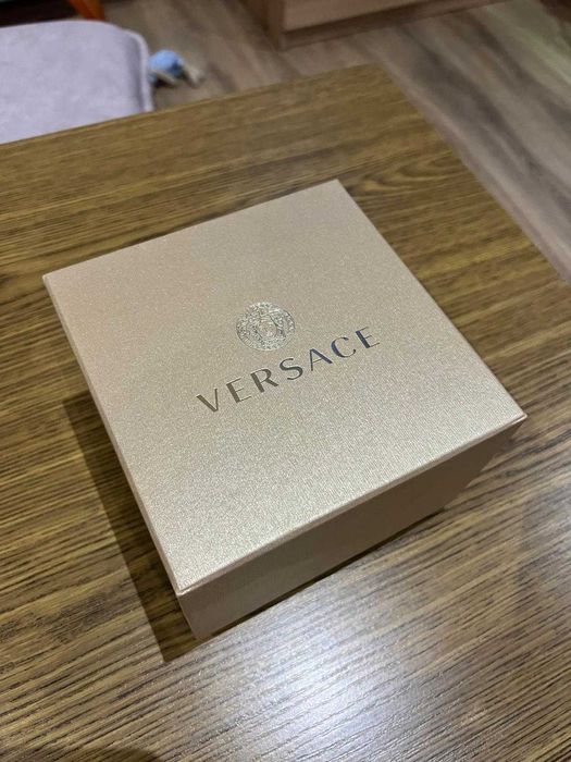 zegarek VERSACE złoty