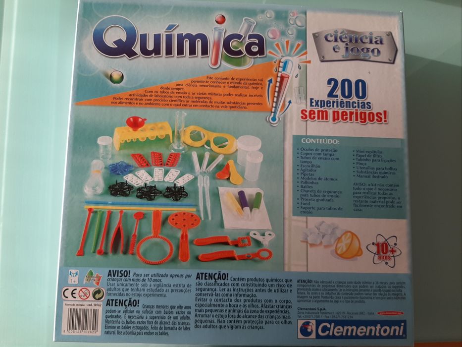 Kit de 200 experiências de Química - Clementoni