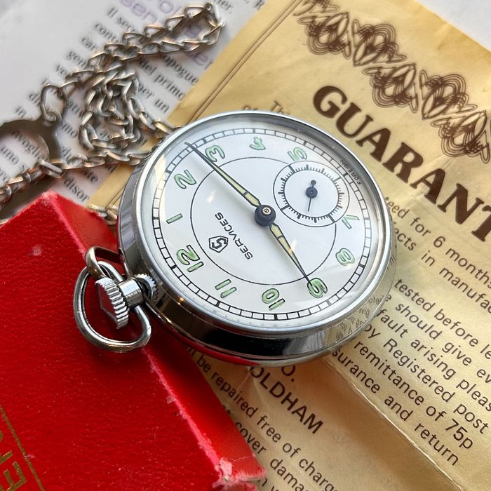 Lata 1950., Services. Zegarek kieszonkowy. Made in Great Britain.