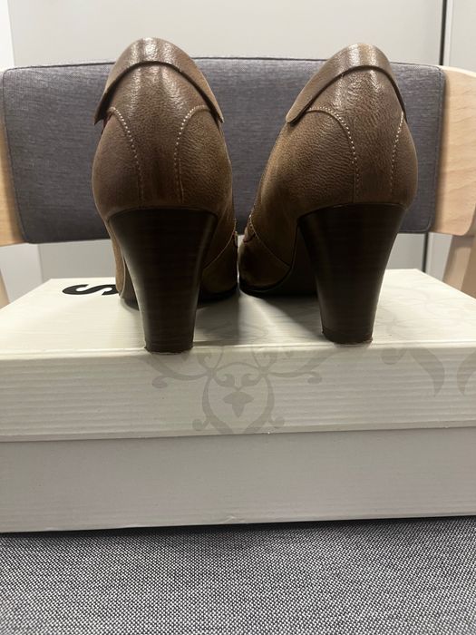 Czółenka S-But skórzane