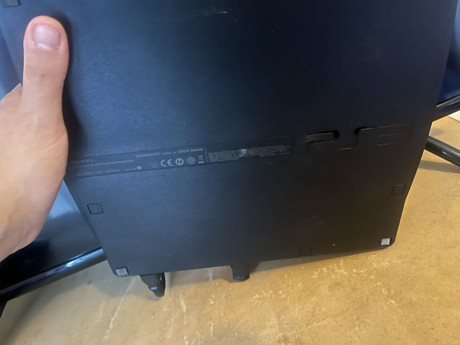 PS3 Slim com Custom Firmware (CFW)