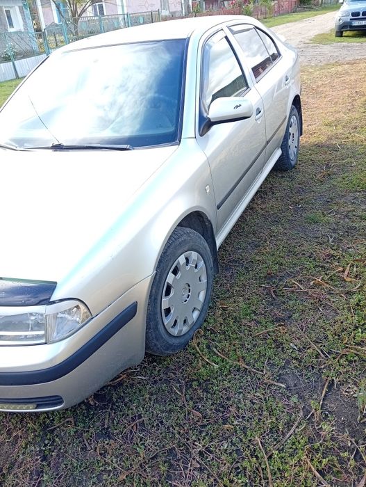 Skoda Tour 1.9  2005 рік