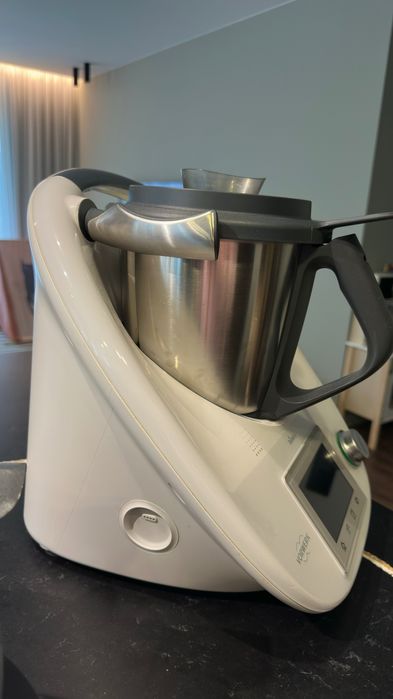 Bimby / Thermomix TM5 Vorwerk + Acessórios + Chave Cook-Key
