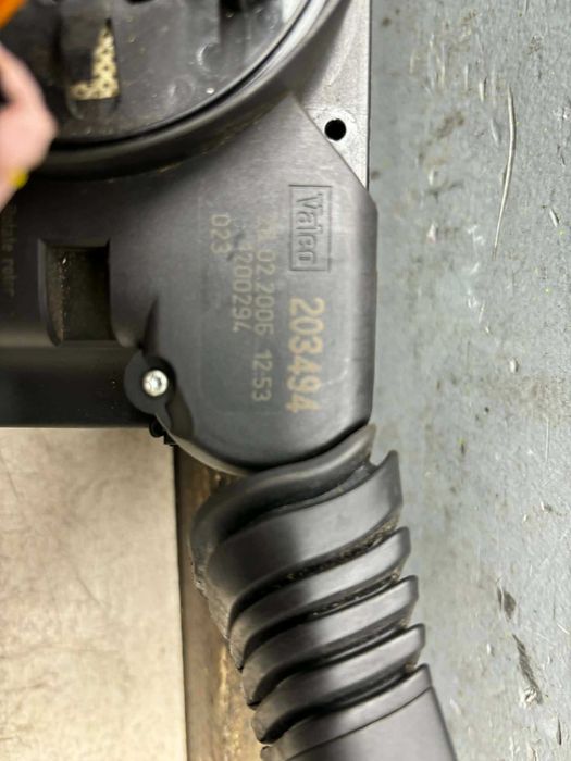 Przełącznik Zespolony Opel Zafira B 13.177.915   203.494