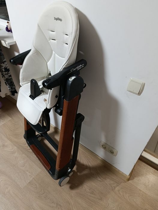 Стільчик для годування Peg-Perego Siesta Follow Me Ice.