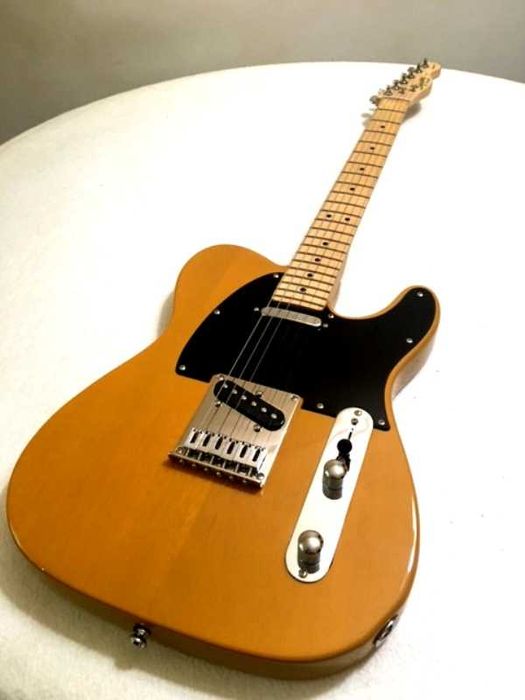 Guitarra Fender Squier telecaster como nova