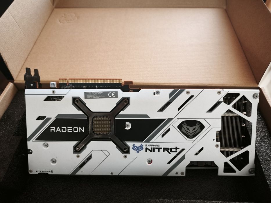 Sapphire AMD Radeon RX 6800 XT Nitro+ Special Edition 16GB – Para Peças