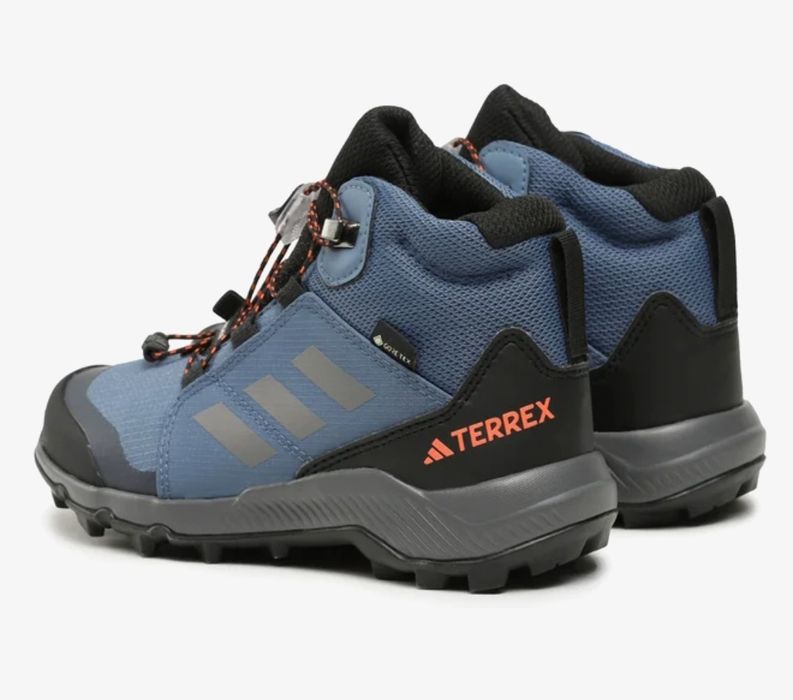 Мембранні кросівки дитячі Adidas 29р.