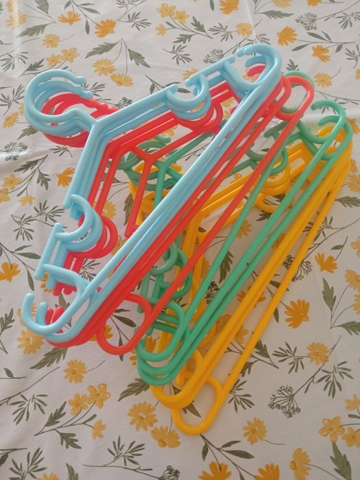 Cabides de bebe/criança