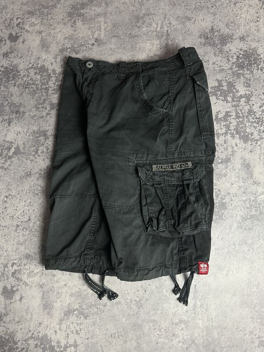 Шорты alpha industries с лентой skinhead