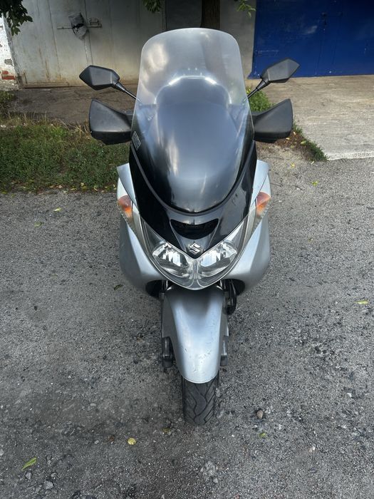 Suzuki skywave 250