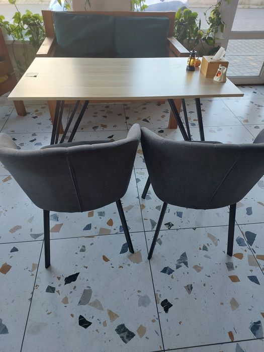 Продам мебель для кафе и офиса