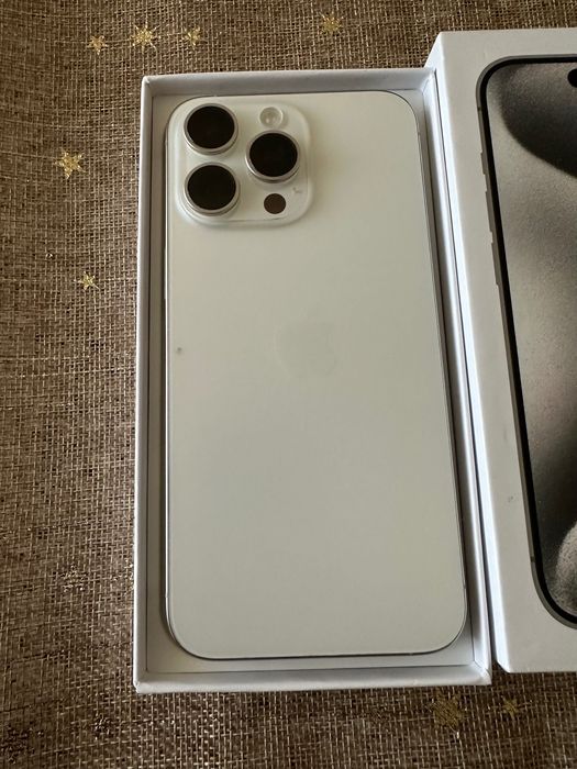 iPhone 15 Pro Max 256gb White Titanium