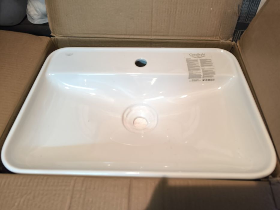 Umywalka cerastyle 60x42 Lal 072700