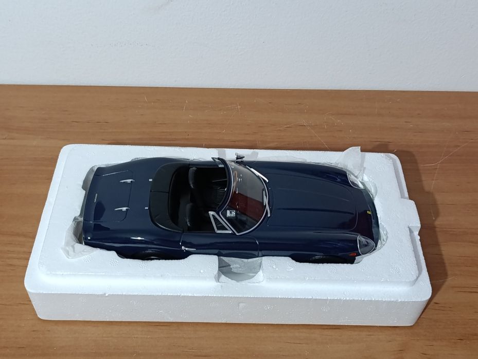 Ferrari 275 GTB Spyder 1/18