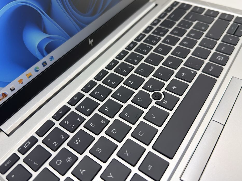 HP EliteBook 840 G8 i5-1145G7 | 16 GB DDR4 | 256 SSD | 15.6 FullHD IPS