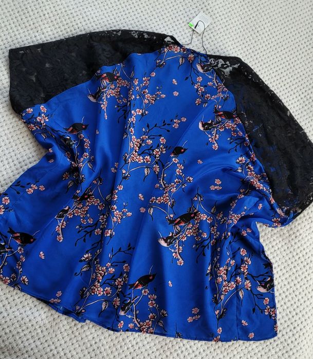 Nowe piękne kimono podomka narzutka niezapinana w kwiatowy print XL