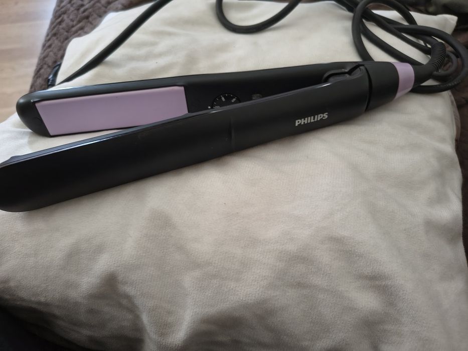 Sprzedam nową prostownicę Philips