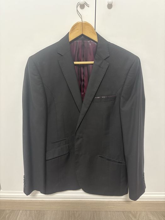 Blazer 52 Under Blue Gold Line