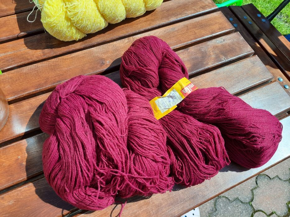 Sprzedam wełnę z czasów PRL