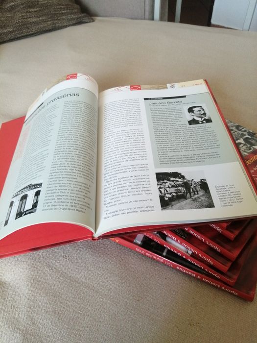 Coleção de livros do Sport Lisboa e Benfica