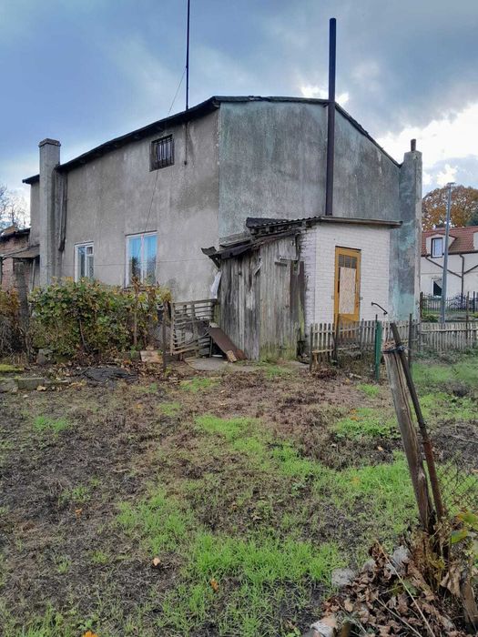 Dom z działką -  Dobiegniew