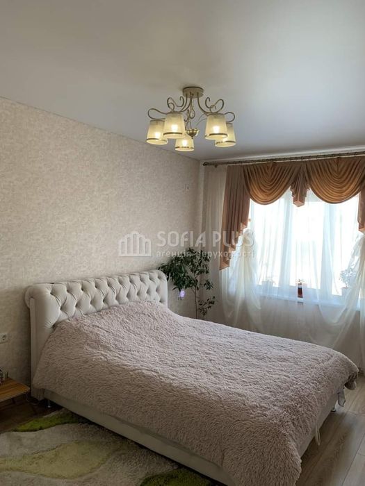 2-эт. дом, 92м2, 2.5 сот, Петропавловская Борщаговка, Полтавская 5А, с