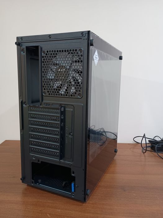 Корпус новий ATX aerocool