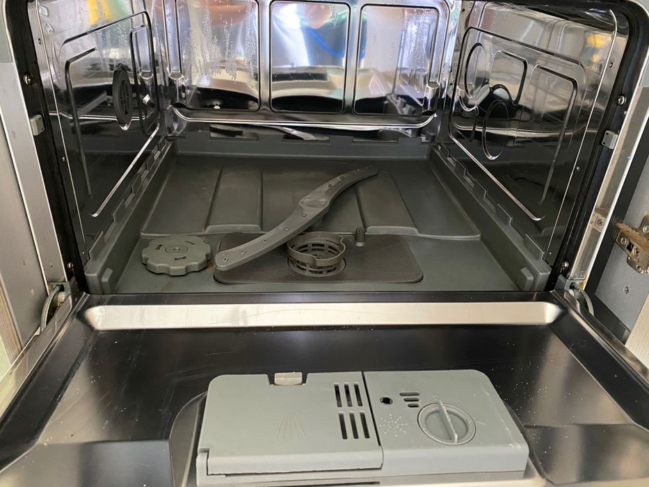 Máquina Lavar Loiça Compacta TEKA