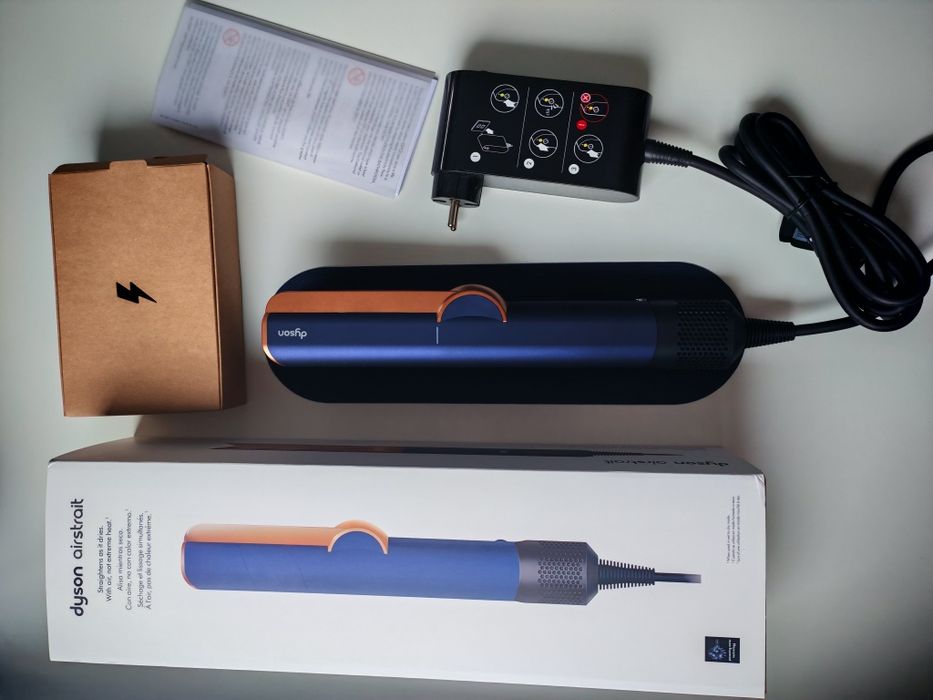 Dyson Airstrait – prostownica + suszarka 2w1