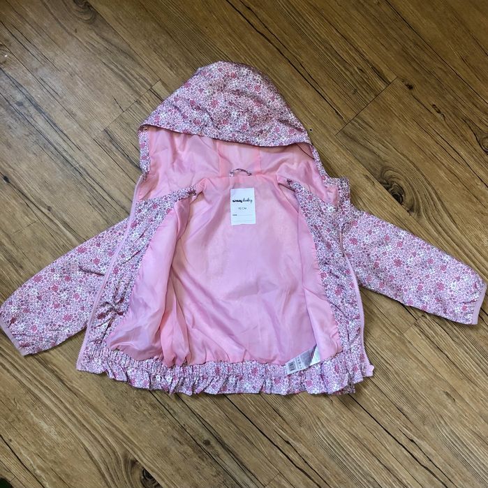 Вітровка для дівчинки 92 р.