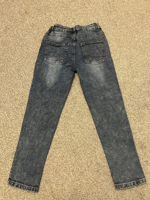 Spodnie dżinsowe roz 134