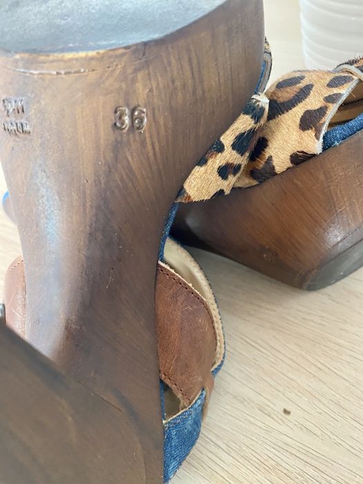 Sandálias Salsa como novas