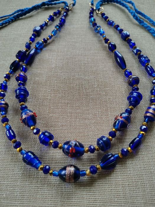 Пацьорки, венеційка, чокер, сучасне етнічне намисто