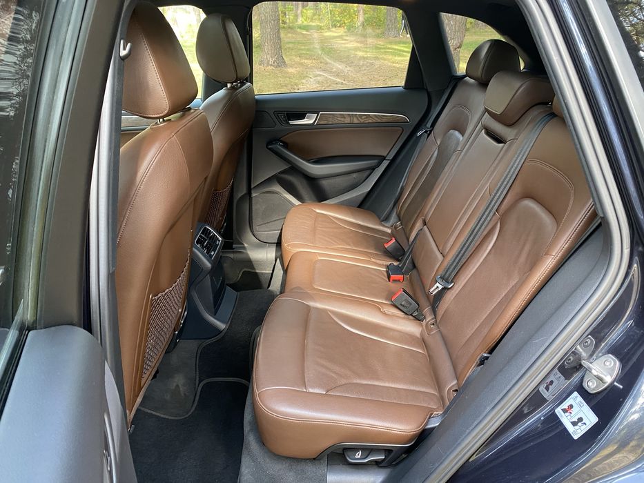 Продам Audi Q5 2.0