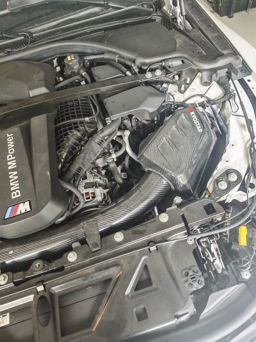 Carbonowy dolot powietrza BMW M3 M4 g80 g82