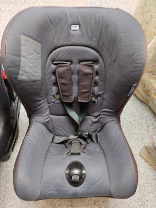 Vendo 2 Cadeiras de bebe da Chico