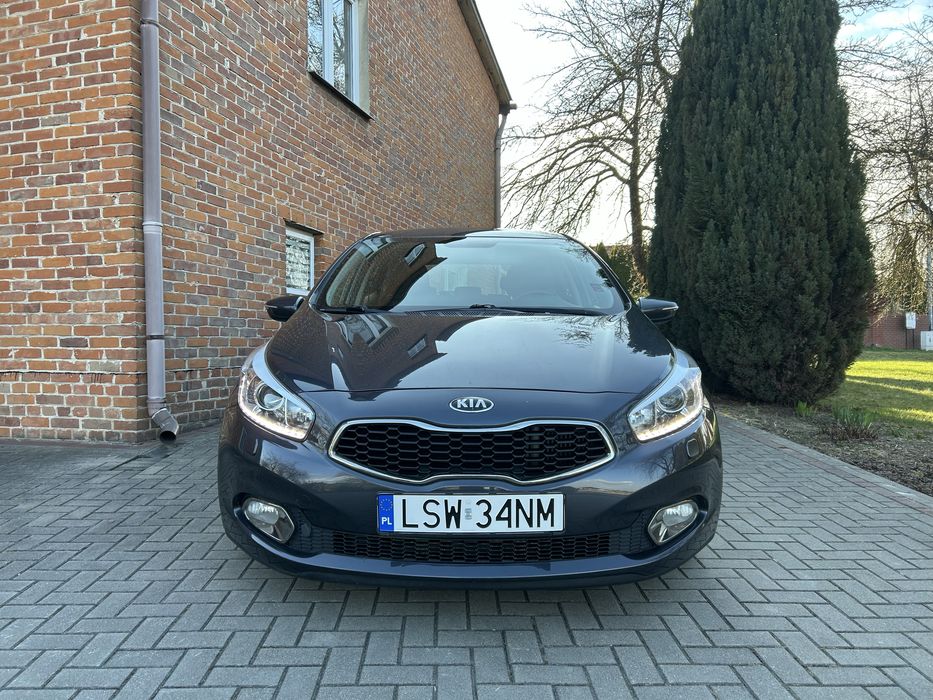 Kia ceed 1,6 crdi 110km super stan