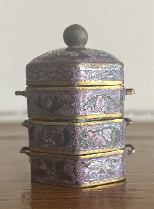 3 Caixas chinesas cloisonné empilháveis vintage (latão e esmalte)