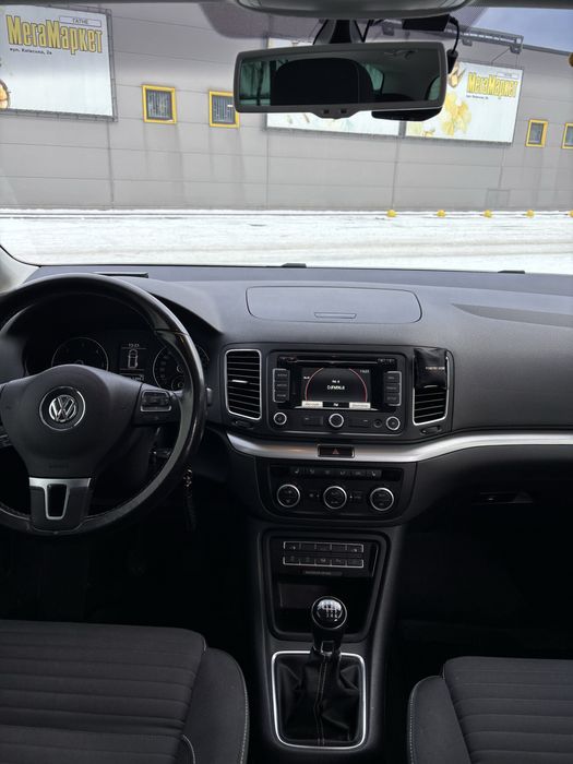 Volkswagen Sharan 2014 2.0 TDI механіка, гарний стан, не фарбований