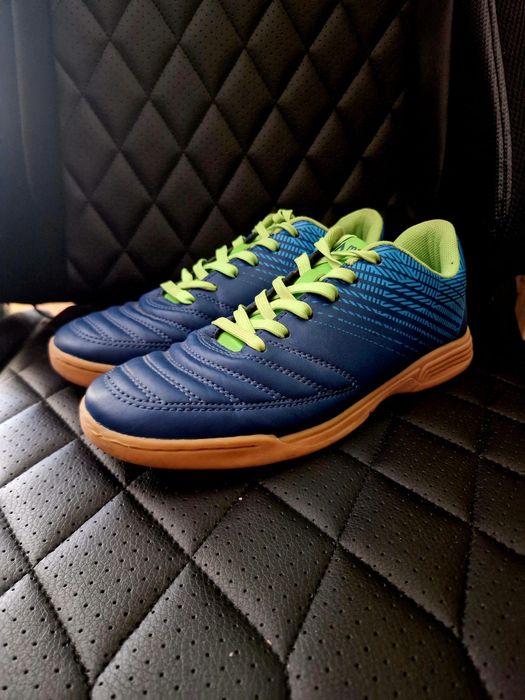 Buty halowe 37 sportowe