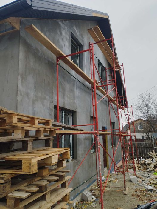 Просторий утеплений будинок в районі Заріччя