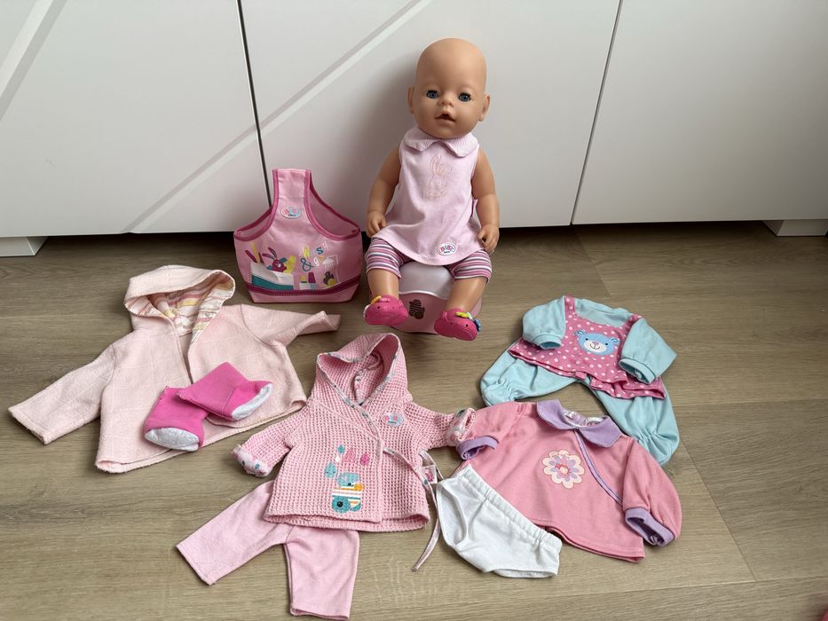 Lalka Baby Born 43 cm z nocnikiem i ubrankami