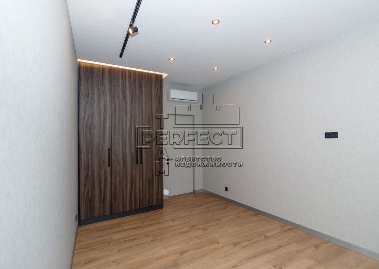 Продаж 3-к квартири Тютюнника 28А ЖК Cardinal