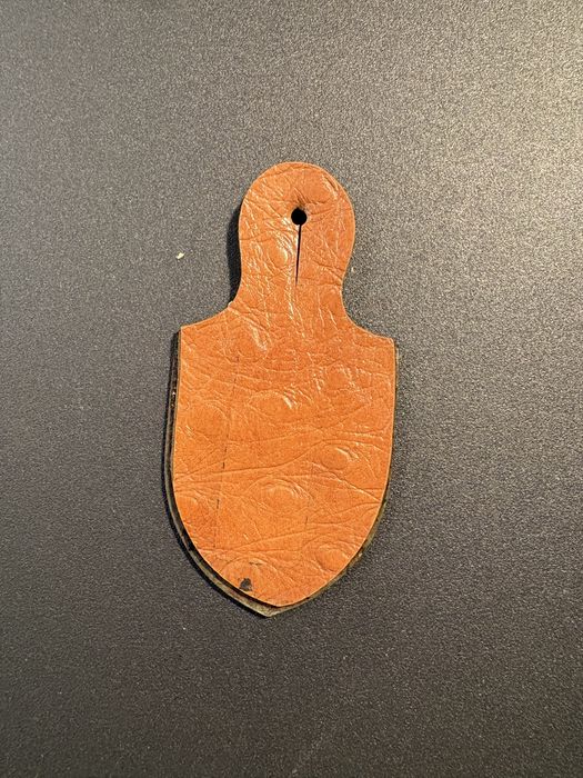 Cracha militar antigo