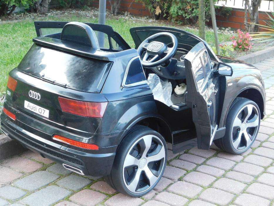 JAREX Samochód na akumulator Audi autko