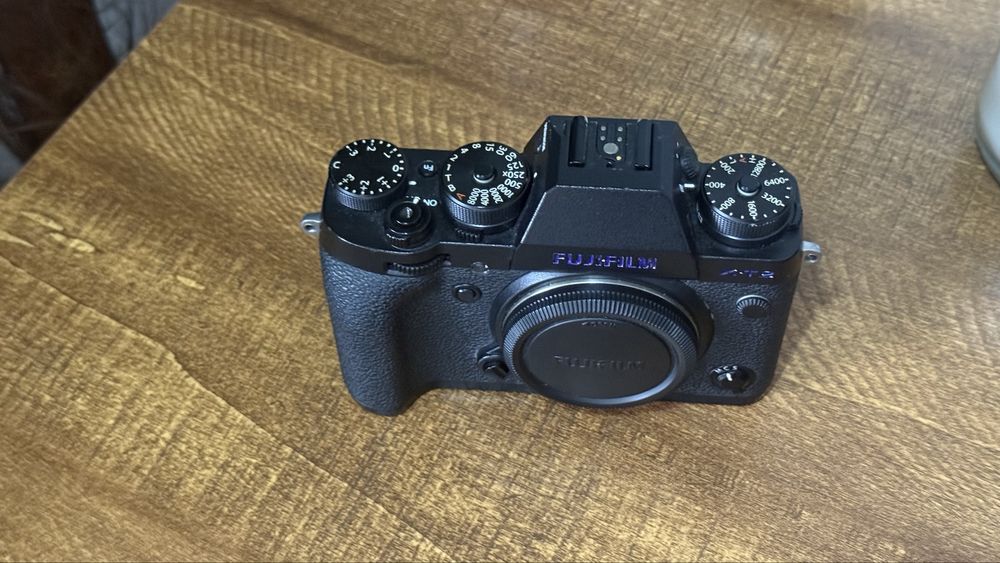Maquinas fuji xh1 e xt2 e objetivas  e baterias